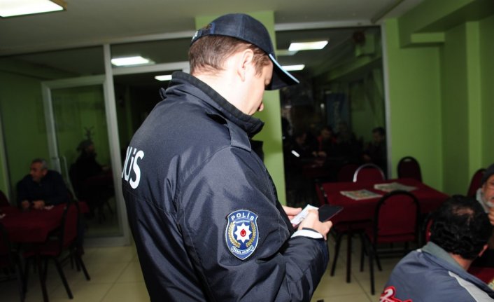 Samsun'da kumar operasyonunda 12 şüpheli yakalandı