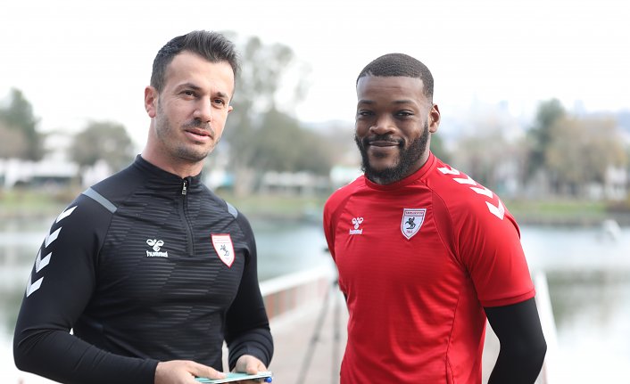 Samsunspor'un Kamerunlu futbolcusu Ntcham, gollerden sonra taklalarına devam etmek istiyor
