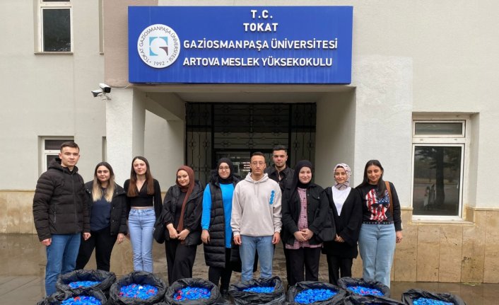 TOGÜ'de tekerlekli sandalye almak için 180 bin plastik kapak toplandı