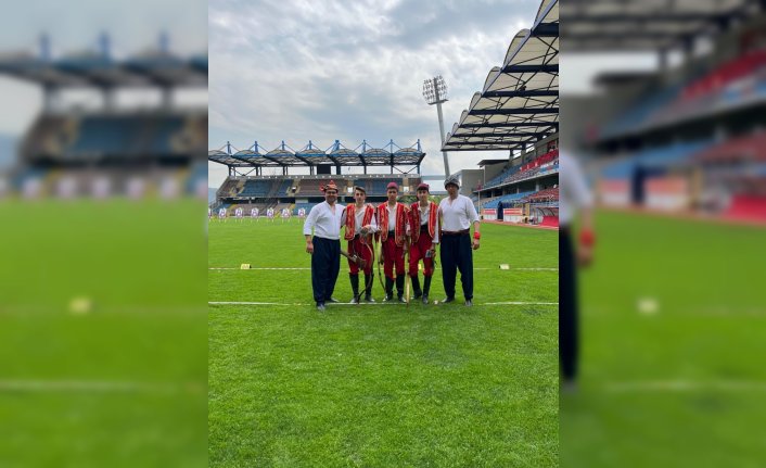 Bayat'tan öğrenciler okçulukta derece elde etti