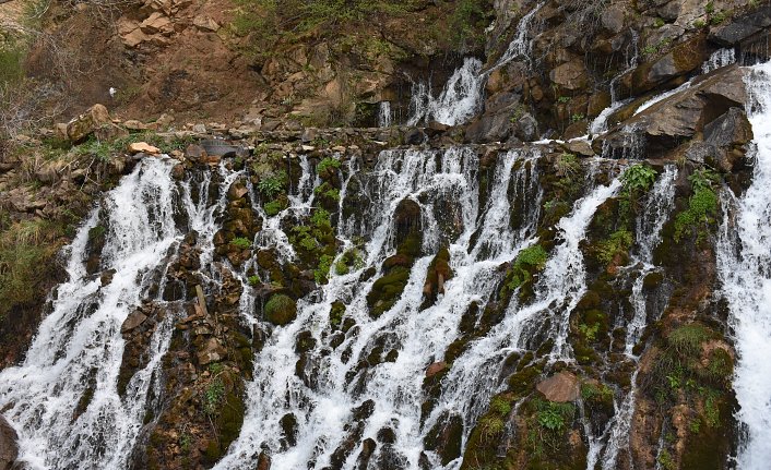 Gümüşhane Tomara Şelalesi'nde turizm sezonu açıldı
