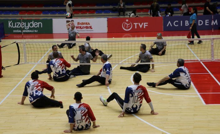 Oturarak Voleybol 1. Lig müsabakaları Karabük'te başladı
