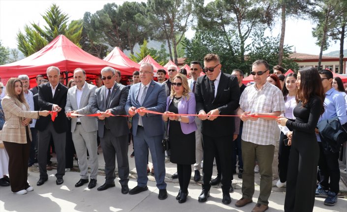 Amasya'da Üniversite Tanıtım Fuarı düzenlendi