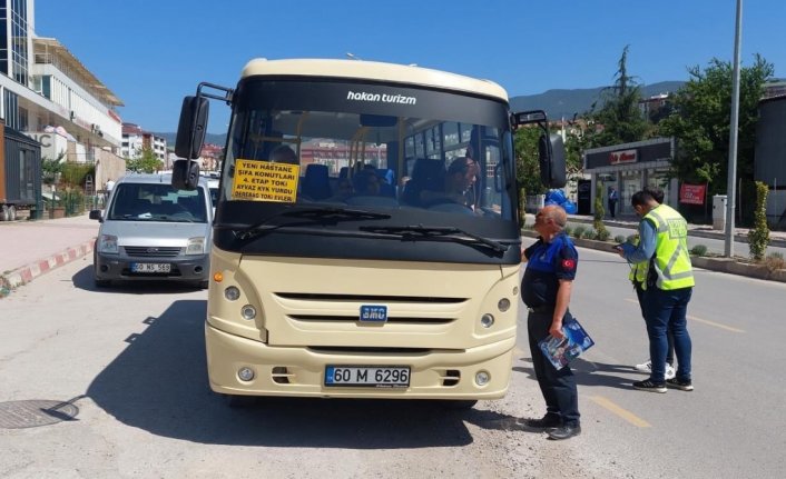 Tokat'ta şehir içi dolmuşlar denetlendi