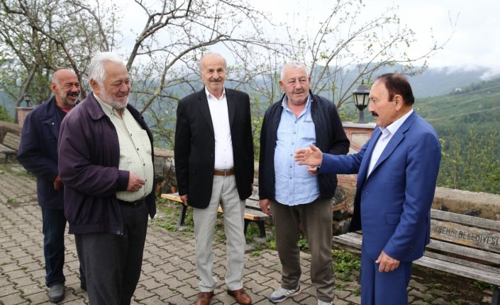 Yarım asırlık muhtar Ali Emanet'in köyüne hizmet sevdası bitmiyor