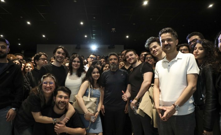 Yönetmen Zeki Demirkubuz, İstanbul Bilgi Üniversitesi öğrencileriyle buluştu
