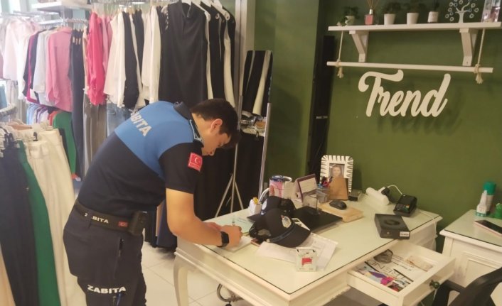 Bafra'da zabıtadan iş yerlerine ruhsat denetimi