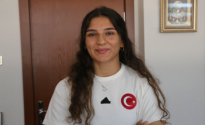 Dünya ve Avrupa şampiyonu milli güreşçi Nesrin Baş'ın yeni hedefi olimpiyat madalyası