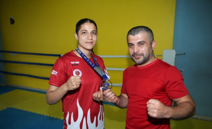 Garsonluktan dünya üçüncülüğüne