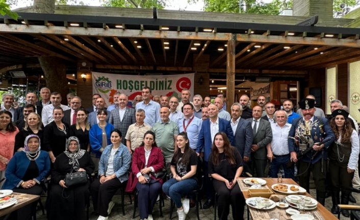 Giresun'da bayramlaşma programı düzenledi