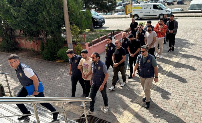 Karabük merkezli 3 ilde düzenlenen dolandırıcılık operasyonunda 6 zanlı tutuklandı