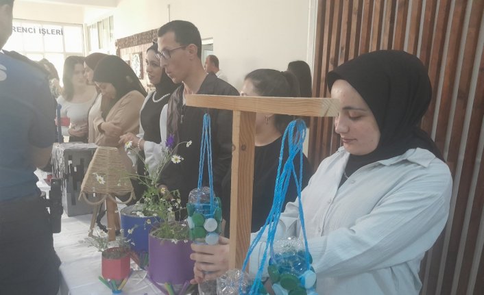 Kavak Meslek Yüksekokulunda “Sıfır atık ve seramik sergisi“ düzenlendi