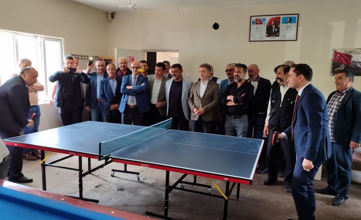 Salıpazarı ilçesinde kullanılmayan eski okul binası gençlik ofisi oldu