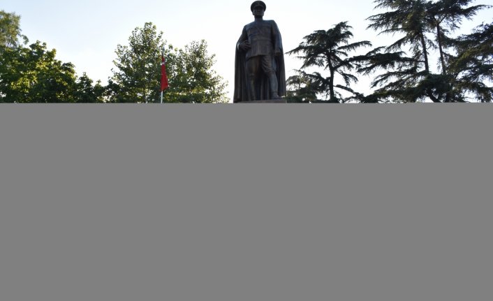 CHP Genel Başkan Yardımcısı Adem, Trabzon'da fındık taban fiyatına ilişkin açıklama yaptı