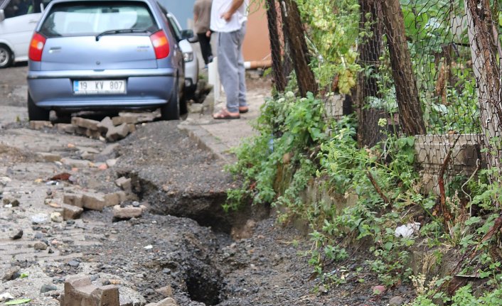 Ordu'nun Ünye ilçesinde sağanak hasara neden oldu