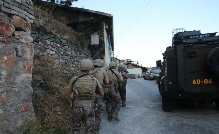 Tokat'ta düzenlenen uyuşturucu operasyonunda 16 kişi yakalandı