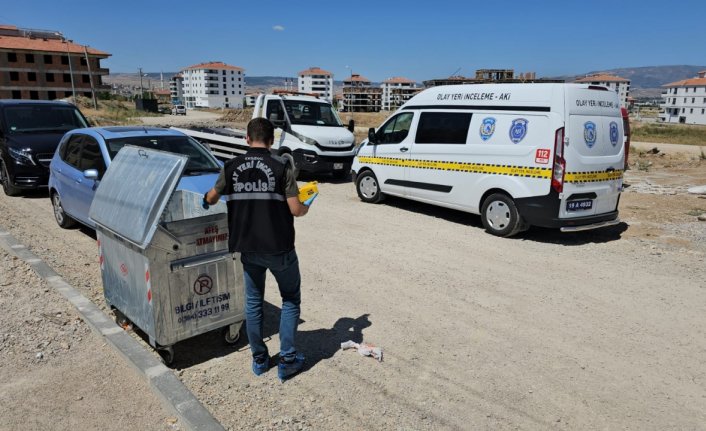 Çorum'da bir kişi, arkadaşı tarafından silahla vurularak yaralandı