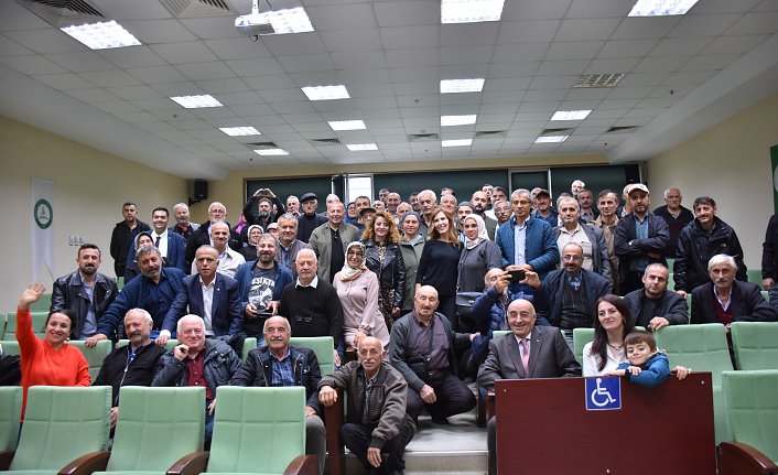 Artvin'de “arıcılık ve arı hastalıkları“ konferansı düzenlendi