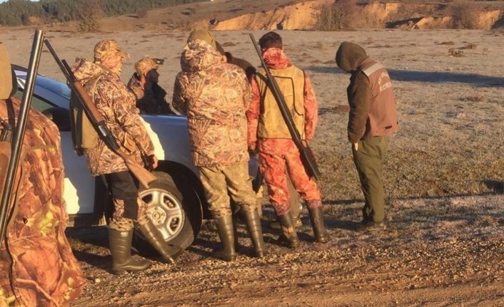 Bolu'da kaçak ve usulsüz avlanan 20 kişiye para cezası uygulandı