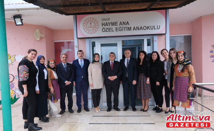 Sinop Valisi Özarslan, “Dilimizin Zenginlikleri“ etkinliğine katıldı