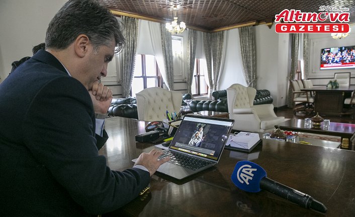 Bolu Valisi Aydın, AA'nın “Yılın Kareleri“ oylamasına katıldı