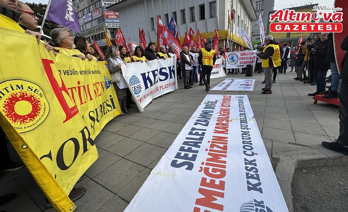 Çorum'da memurlar iş bırakma eylemi yaptı