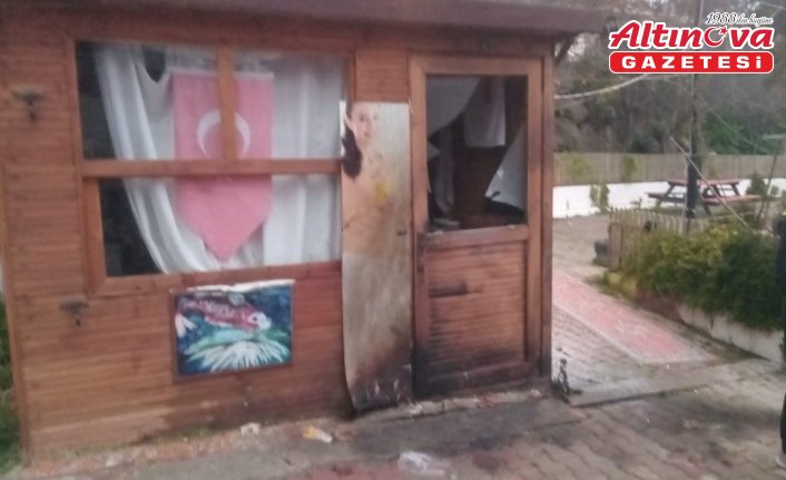 Gerze ilçesinde bir iş yerinde çıkan yangın söndürüldü