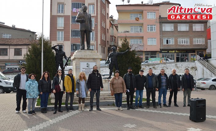 Havza'da sendika üyeleri iş bırakıp ortak basın açıklaması yaptı