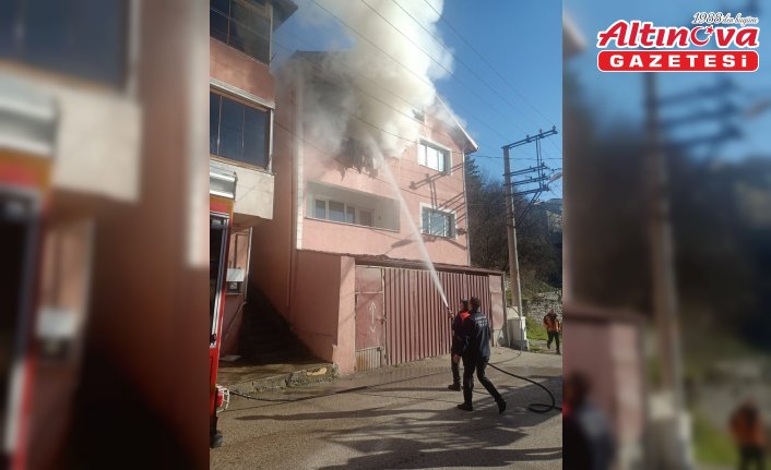 Karabük'te 2 katlı müstakil evde çıkan yangın söndürüldü