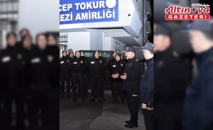 Samsun Emniyet Müdürü Arıbaş, bekçilerle gece boyunca görev yaptı