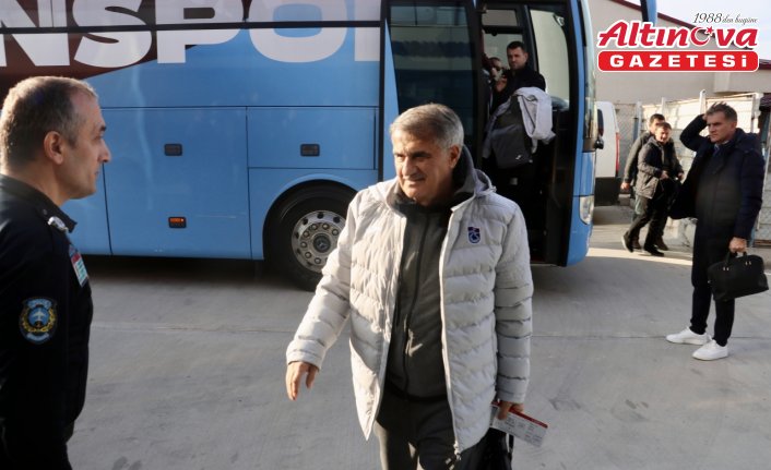 Trabzonspor kafilesi Kayseri'ye gitti