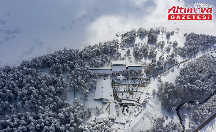 Abant'ta kar manzarası dronla görüntülendi