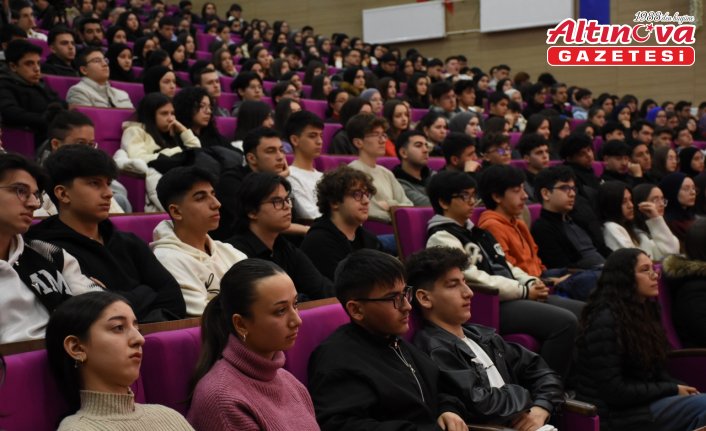 Adalet Bakanı Tunç, Bartın'da “Kariyer Günleri“ programına katıldı: