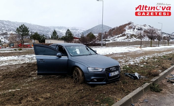 Amasya'da otomobil ile panelvan çarpıştı, 4 kişi yaralandı