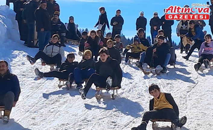 Artvin'de “9. Geleneksel Kar Festivali“ düzenlendi