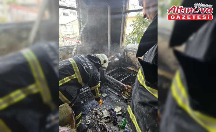 Bafra'da iki katlı evde çıkan yangın söndürüldü