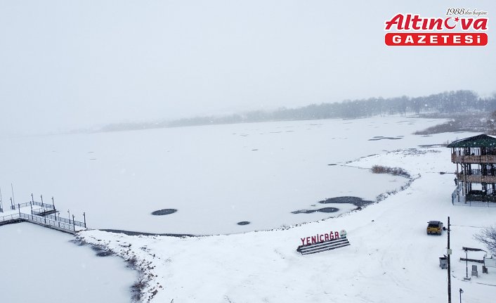 Bolu'da göl ve göletlerin yüzeyi dondu