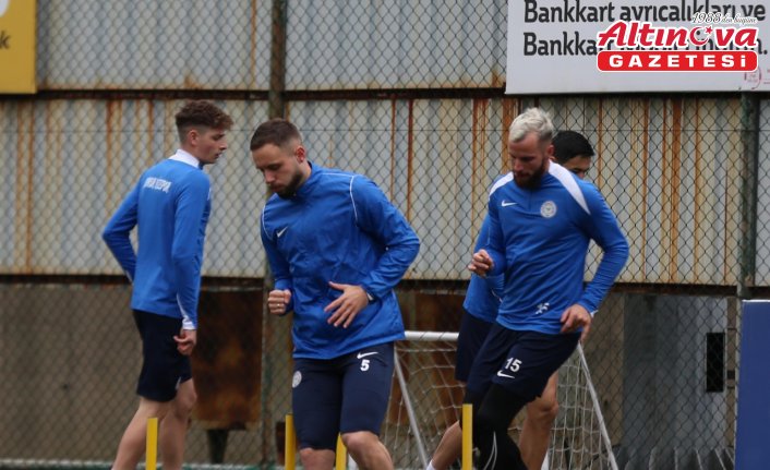 Çaykur Rizesporlu futbolcu Sowe, Galatasaray maçı öncesi değerlendirmelerde bulundu: