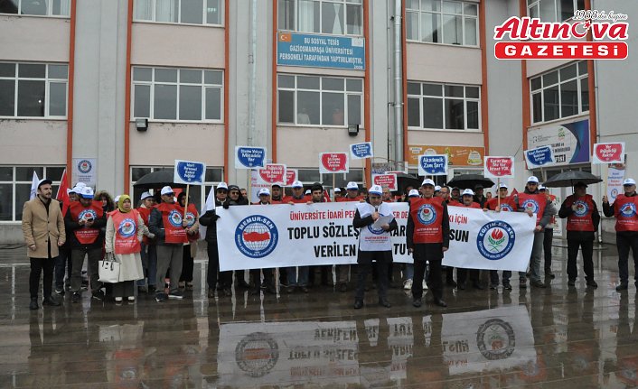 Eğitim-Bir-Sen'den üniversite personeline yer değişikliği hakkı talebi