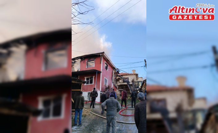Göynük'te çıkan yangında iki katlı ev kullanılamaz hale geldi