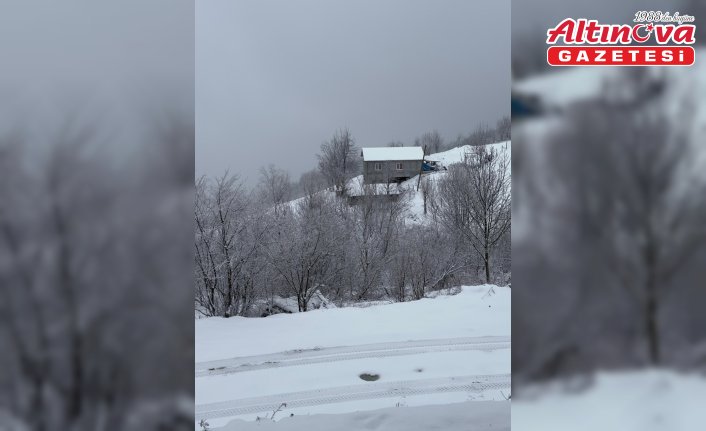 Kocaeli, Karabük, Bolu ve Düzce'nin yüksek kesimlerinde kar etkili oldu