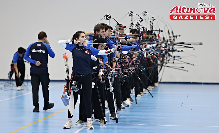 Okçuluk Salon Milli Takım Kampı Samsun'da başladı