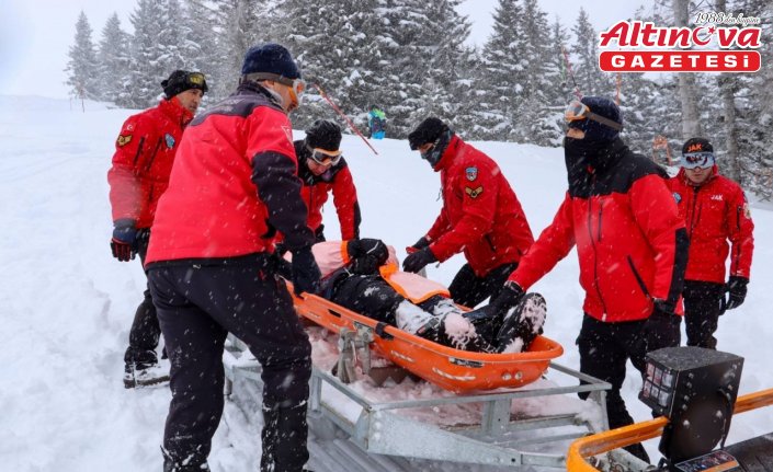 Ordu'da çığda arama kurtarma tatbikatı yapıldı