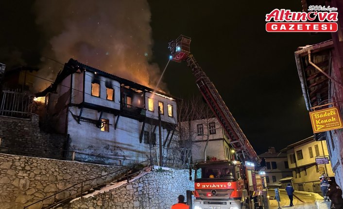 Safranbolu'da tarihi konak yandı