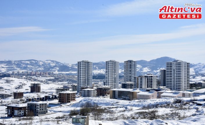 Samsun'da günlerdir etkili olan kar yağışının ardından güneş yüzünü gösterdi
