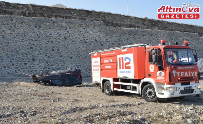 Samsun'da istinat duvarından düşen hafif ticari aracın sürücüsü öldü