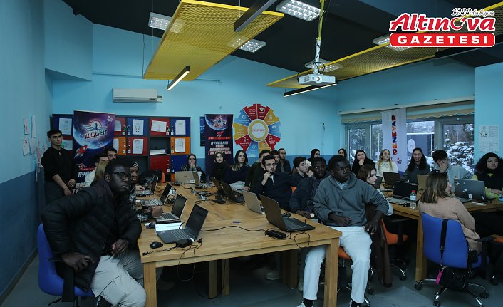 Tokat'ta 30 öğrenciye deneyap kartıyla ilgili eğitim verildi