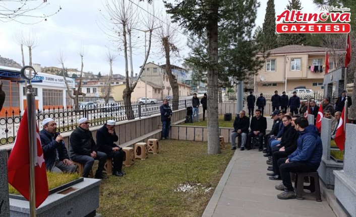 Tosya'da şehit Ufuk Deniz kabri başında anıldı
