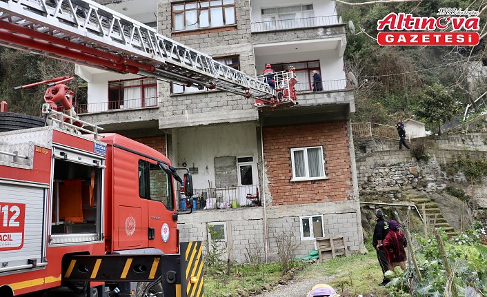 Trabzon'da heyelanda evlerinde mahsur kalan 6 kişi ekiplerce kurtarıldı