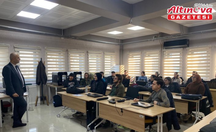 Trabzon'da farklı üniversitelerden gelen öğrencilere yapay zeka eğitimleri veriliyor